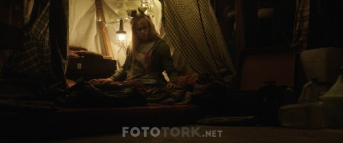 I.Kill.Giants.2017.720p.BluRay.x264.DUAL.TR-ENG.TORK..mkv_snapshot_01.15.45.420.jpg