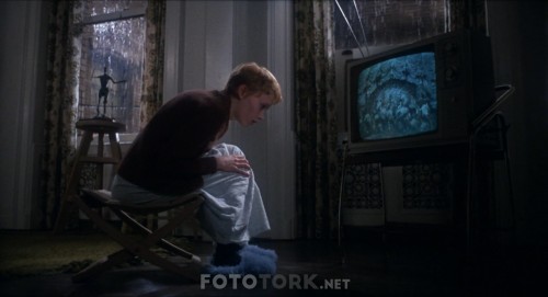 Rosemarys-Baby-1968-1080p-BluRay-x264-DUAL-TR-ENG-TORK.mkv_snapshot_01.13.34.575.jpg