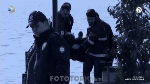 Arka.Sokaklar.BL.510.HDTvRip.720p.AC3.by.cideli37.TORK.mkv_snapshot_00.01.12.jpg