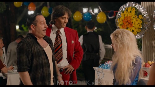 Arif.V.216.2018.1080p.NF.WEB-DL.DD5.1.x264.TORK.mkv_snapshot_00.33.44.802.jpg
