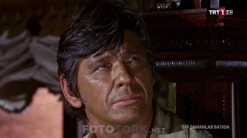 TRT.Gunduz.Sinemasi.Bir.Zamanlar.Batida.1968.HDTvRip.720p.AC3.by.TheWelleTy.TORK.mkv_20190407_124650.681.jpg