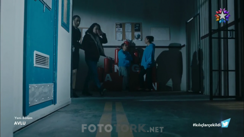 Avlu.BL.37.HDTvRip.720p.AC3.by.TheWelleTy.TORK.mkv_001287520.png