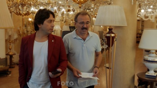 Aile-Arasinda-2017-1080p-WEB-DL-x264-SanSurSuz-TORK.mkv_snapshot_00.09.15.jpg