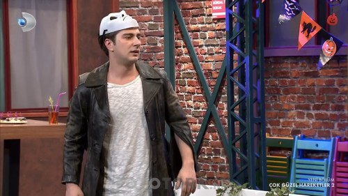 Cok.Guzel.Hareketler.2.28.04.2019.HDTvRip.720p.AC3.by.cideli37.TORK.mkv_snapshot_00.36.29.jpg