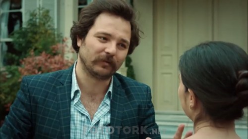 Istanbullu.Gelin.BL.82.WEBRip.720p.AAC.by.cideli37.TORK.mkv_snapshot_01.56.48.160.jpg