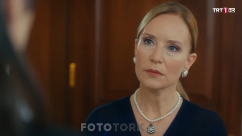 Elimi.Birakma.BL.38.WEBRip.720p.AAC.by.cideli37.TORK.mkv_snapshot_00.29.29.720.jpg