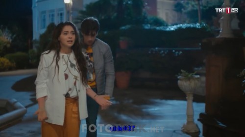 Elimi.Birakma.BL.38.WEBRip.720p.AAC.by.cideli37.TORK.mkv_snapshot_01.00.31.840.jpg