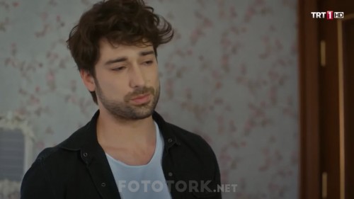 Elimi.Birakma.BL.38.WEBRip.720p.AAC.by.cideli37.TORK.mkv_snapshot_01.34.18.480.jpg