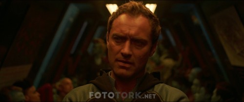 Captain.Marvel.2019.TR.Line.Ses.1080p.BluRay.x264.DuaL.TORK.mkv_snapshot_00.04.00.933.jpg