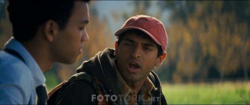Pokemon.Detective.Pikachu.2019.1080p.BluRay.H264.DUAL.TR-ENG.TORK.mkv_snapshot_00.03.42.390.jpg