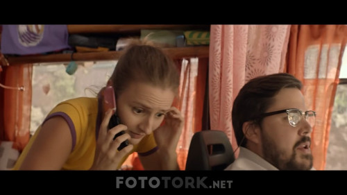 Girls.With.Balls.2019.720p.NF.WEB-DL.DDP5.1.x264.DUAL.TR-ENG.TORK.mkv_snapshot_00.06.54.053.jpg