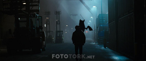 Pokemon.Detective.Pikachu.2019.720p.BluRay.x264-DUAL.TR_00_34_51_07_2.jpg
