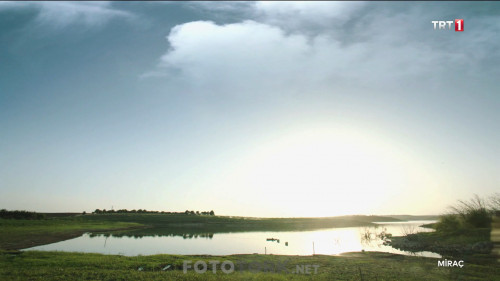 Mirac.2017.HDTvRip.1080p.x264.AC3.by.cideli37.TORK.mkv_snapshot_01.00.53.jpg