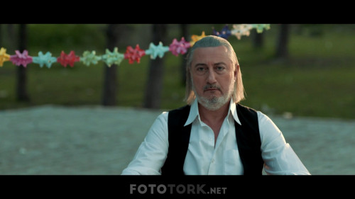 Iyiki.Dogdun.Abla.2018.WEBRip.1080p.x264.AC3.by.cideli37.TORK.mkv_snapshot_00.09.40.jpg