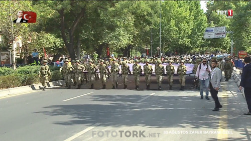 30.Agustos.Zafer.Bayrami.Ozel.HDTvRipAC3.by.cideli37.TORK.mkv_snapshot_00.55.49.jpg