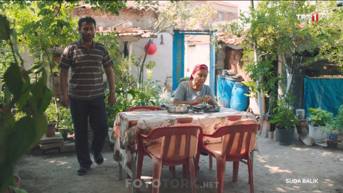 Suda.Balik.2016.HDTvRip.1080p.x264.AC3.by.cideli37.TORK.mkv_snapshot_00.28.31.jpg