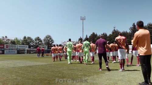 Galatasaray.Gala.Gecesi.Belgeseli.2019.1080p.WEBRip.H264.AC3.TORK.mkv_snapshot_20.09.jpg