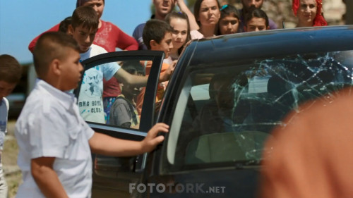 Yolunda.A.S.Cincin.Baglari.Hikayesi.2015.WEBRip.1080p.h264.AC3.TORK.mkv_snapshot_01.26.59.jpg