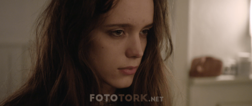 Nymphomaniac-Volume-I-2013-720p-WEB-DL-TORK.mkv_006390933-min.png