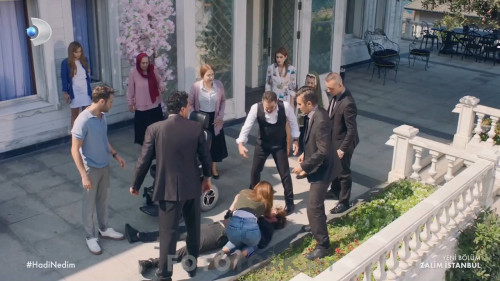 Zalim.Istanbul.BL.14.HDTvRip.720p.AC3.by.cideli37.TORK.mkv_snapshot_01.15.24.jpg