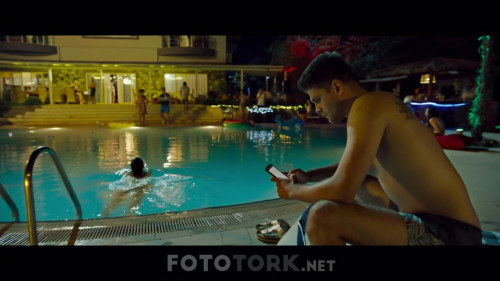 Ozgur-Dunya-720p-WEB-DL-x264-TORK_00_58_48_05_5.jpg