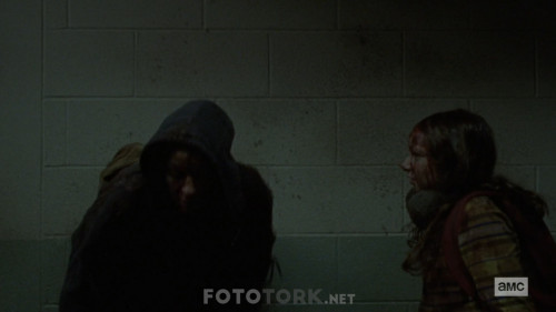 The-Walking-Dead-S10E02-1080p-WEB-DL-H264-TBS.mkv_snapshot_02.40.971.jpg