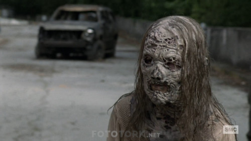 The-Walking-Dead-S10E02-1080p-WEB-DL-H264-TBS.mkv_snapshot_08.13.107.jpg