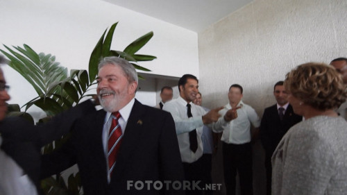 Demokrasinin-Sinirinda---The-Edge-of-Democracy-2019-1080p-NF-WEB-DL-DDP5.1-x264-DUAL-TR-ENG-TORK-1.mkv_snapshot_00.21.59.853.jpg