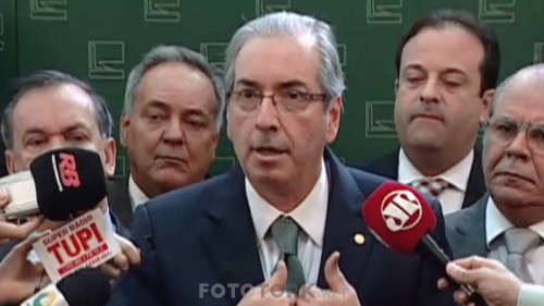Demokrasinin-Sinirinda---The-Edge-of-Democracy-2019-1080p-NF-WEB-DL-DDP5.1-x264-DUAL-TR-ENG-TORK-1.mkv_snapshot_00.50.44.750.jpg