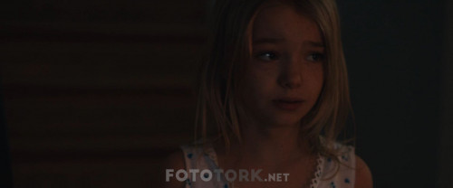 Stephanie-2018-1080p-BluRay-DUAL-TR-EN-TORK_00_51_42_00_6.jpg