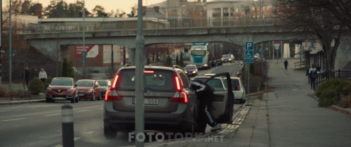 Goliat-2018-1080p-WEB-DL-DUAL-TR-EN-TORK_00_42_32_02_5.jpg