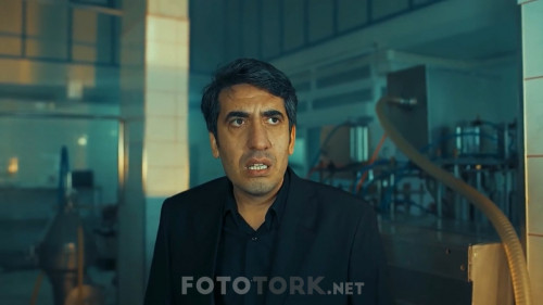 Yarim-Ile-Yamalak-2018-720p-WEB-DL-x264-AC3-TORK.mkv_snapshot_00.21.19.536.jpg