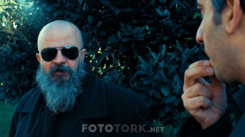 Yarim-Ile-Yamalak-2018-720p-WEB-DL-x264-AC3-TORK.mkv_snapshot_01.03.25.253.jpg