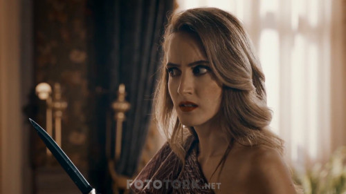 Jet-Sosyete-S03E01-1080p-WEB-DL-H264-AAC-TORK.mkv_snapshot_00.05.43_2019.10.19_21.47.12.jpg