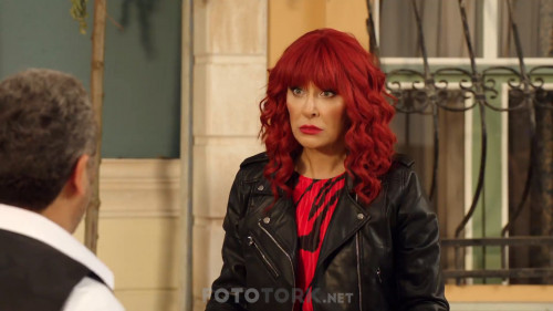 Jet-Sosyete-S03E01-1080p-WEB-DL-H264-AAC-TORK.mkv_snapshot_00.18.37_2019.10.19_21.47.48.jpg