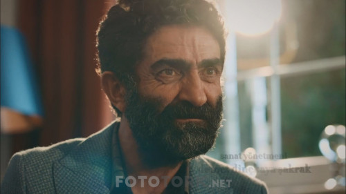 Bir.Aile.Hikayesi.BL.18.720p.WEB-DL.AC3.by.cideli37.TORK.mkv_snapshot_00.01.30.jpg