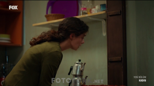 Kadin.BL.70.HDTvRip.720p.AC3.by.TheWelleTy.TORK.mkv_002154120.png