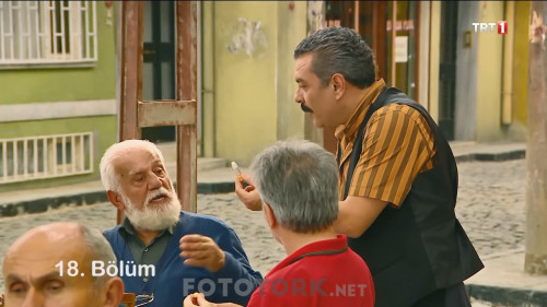 Seksenler.BL.18.HDTvRip.720p.AC3.by.cideli37.TORK.mkv_snapshot_00.31.jpg