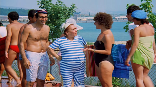 Gorgusuzler-1982-WEB-DL-1080p.mkv_snapshot_00.54.41_2019.11.09_17.56.54.jpg