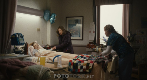 Diane.2018.1080p.AMZN.WEB-DL.H.264.AC3.DUAL.TR-ENG.TORK.mkv_snapshot_00.04.02.000.jpg