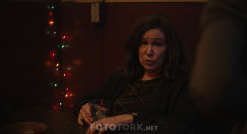 Diane.2018.1080p.AMZN.WEB-DL.H.264.AC3.DUAL.TR-ENG.TORK.mkv_snapshot_00.44.36.000.jpg