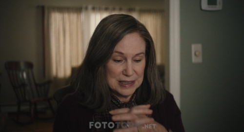 Diane.2018.1080p.AMZN.WEB-DL.H.264.AC3.DUAL.TR-ENG.TORK.mkv_snapshot_01.06.48.000.jpg