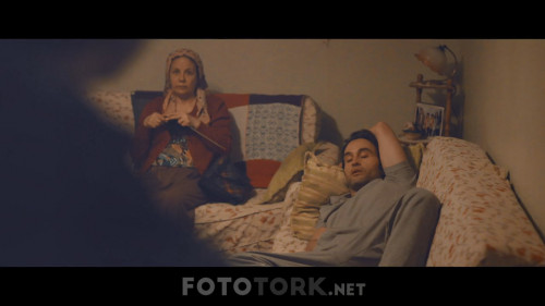 Cekmekoy.Underground.2015.WEB-DL.720p.AAC.by.cideli37.TORK.mkv_snapshot_00.27.02.jpg