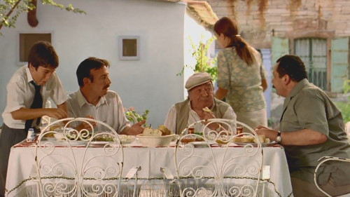 Ilk.Ask.2006.WEB-DL.720p.AAC.by.cideli37.TORK.mkv_snapshot_00.02.24.jpg