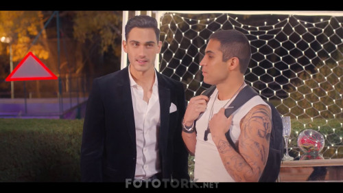 1.S.Ep1-El-Club---MDMA-ve-Kotu-Fikirler.mkv_snapshot_22.53_2019.11.22_21.54.15.jpg