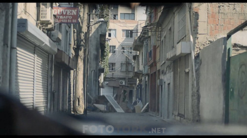 Korfez.2017.WEB-DL.720p.AAC.by.cideli37.TORK.mkv_snapshot_01.34.50.jpg