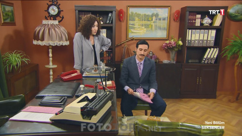 Seksenler.BL.35.HDTvRip.720p.AC3.by.cideli37.TORK.mkv_snapshot_27.51.jpg