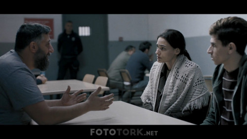 Saf.2018.WEB-DL.1080P.AAC.by.cideli37.TORK.mkv_snapshot_01.27.33.jpg