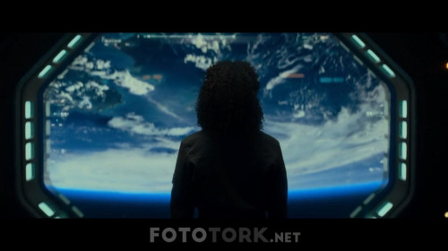 The.Cloverfield.Paradox.2018.NF.m720p.x264.DUAL.TR.ENG.mkv_snapshot_00.05.27_2018.02.09_07.42.53.jpg