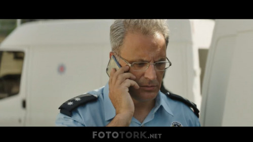 Safak-Sezer---Yalan-Dolan-2019-WEB-DL-1080p.mkv_snapshot_00.53.51.743.jpg